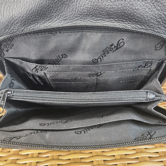 Fossil Black Leather Crossbody Shoulder Purse Bag Adjustable Strap - Picture 14 of 16